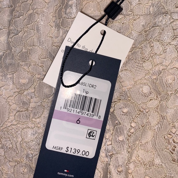 Tommy Hilfiger Cream Lace Dress Size 6 NWT - Picture 2 of 4